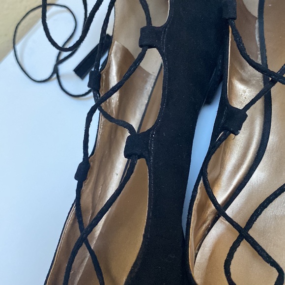 BCBG Black Faux Suede Pointy Toe Crisscross Lace Up Flats Size 8 - Picture 16 of 16